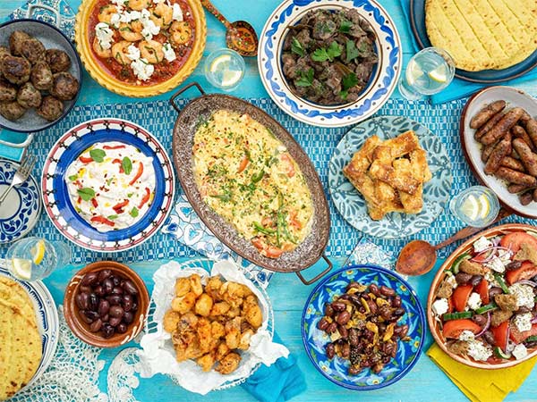 Greek Meze Experience from thecookaway